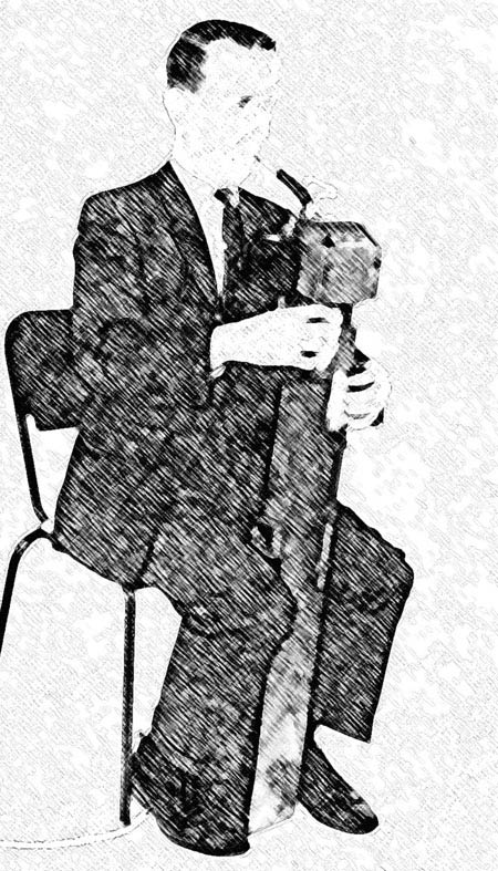 Brindley_playing_the_logical_bassoon_BW_450px.jpg