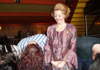 LFHCfSMen-Queen4.jpg LFHCfSMen-Queen4.jpg