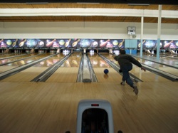 Ten-pin_bowling_250w